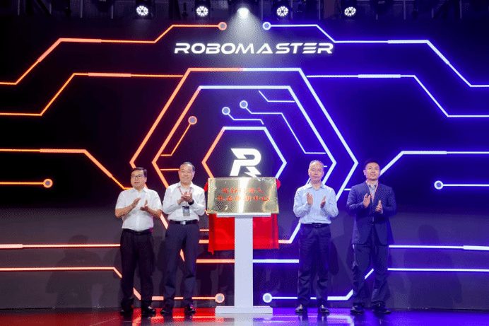 https://news.wit.edu.cn/__local/C/1C/F7/0A322D7576A22D20BFFE64257B1_F393D0F2_1E32C.png